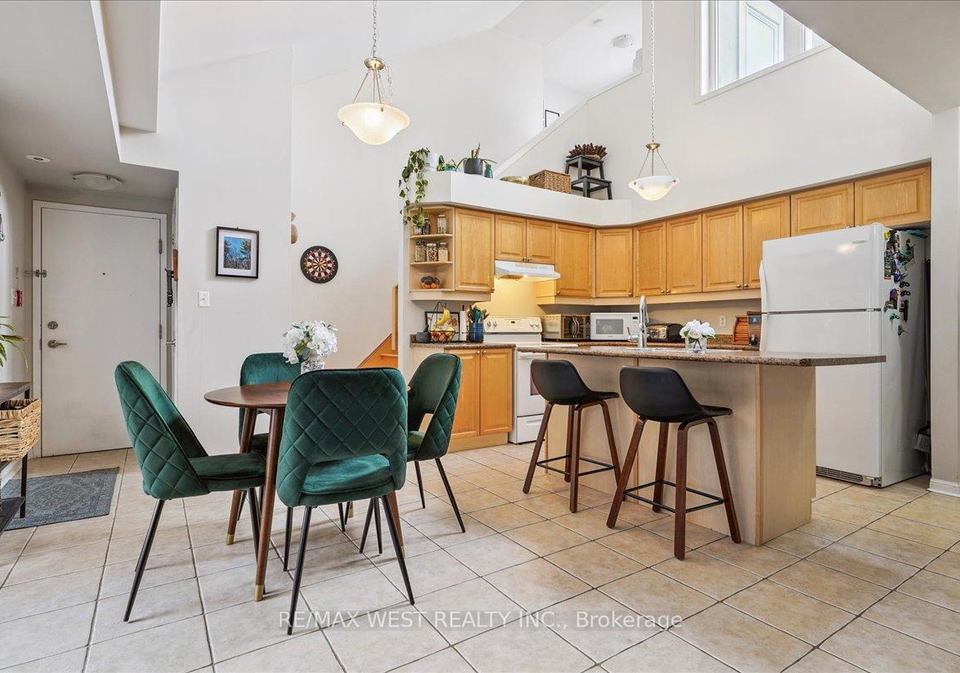 790-neighbourhood-circle-mississauga-ontario-w12421901