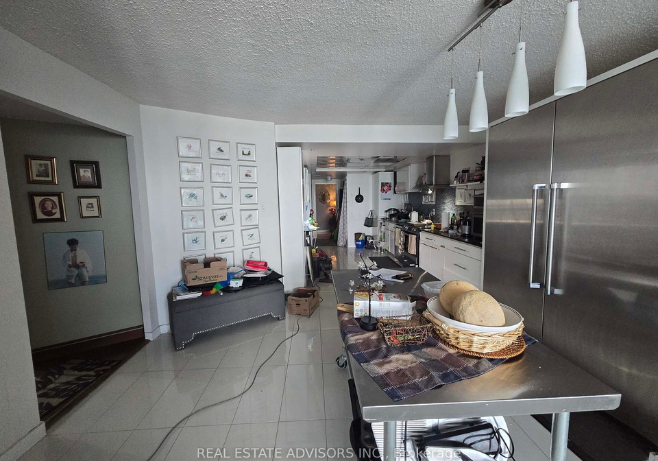 2010-islington-avenue-etobicoke-ontario-w12422386