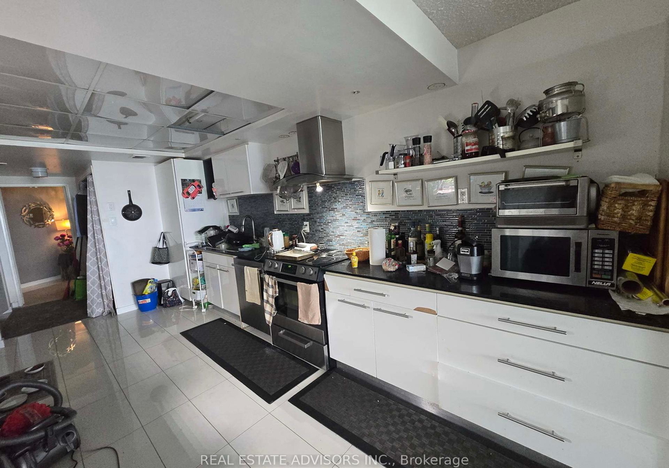 2010-islington-avenue-etobicoke-ontario-w12422386