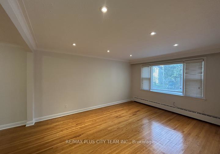 11-thirty-fifth-street-etobicoke-ontario-w12422417