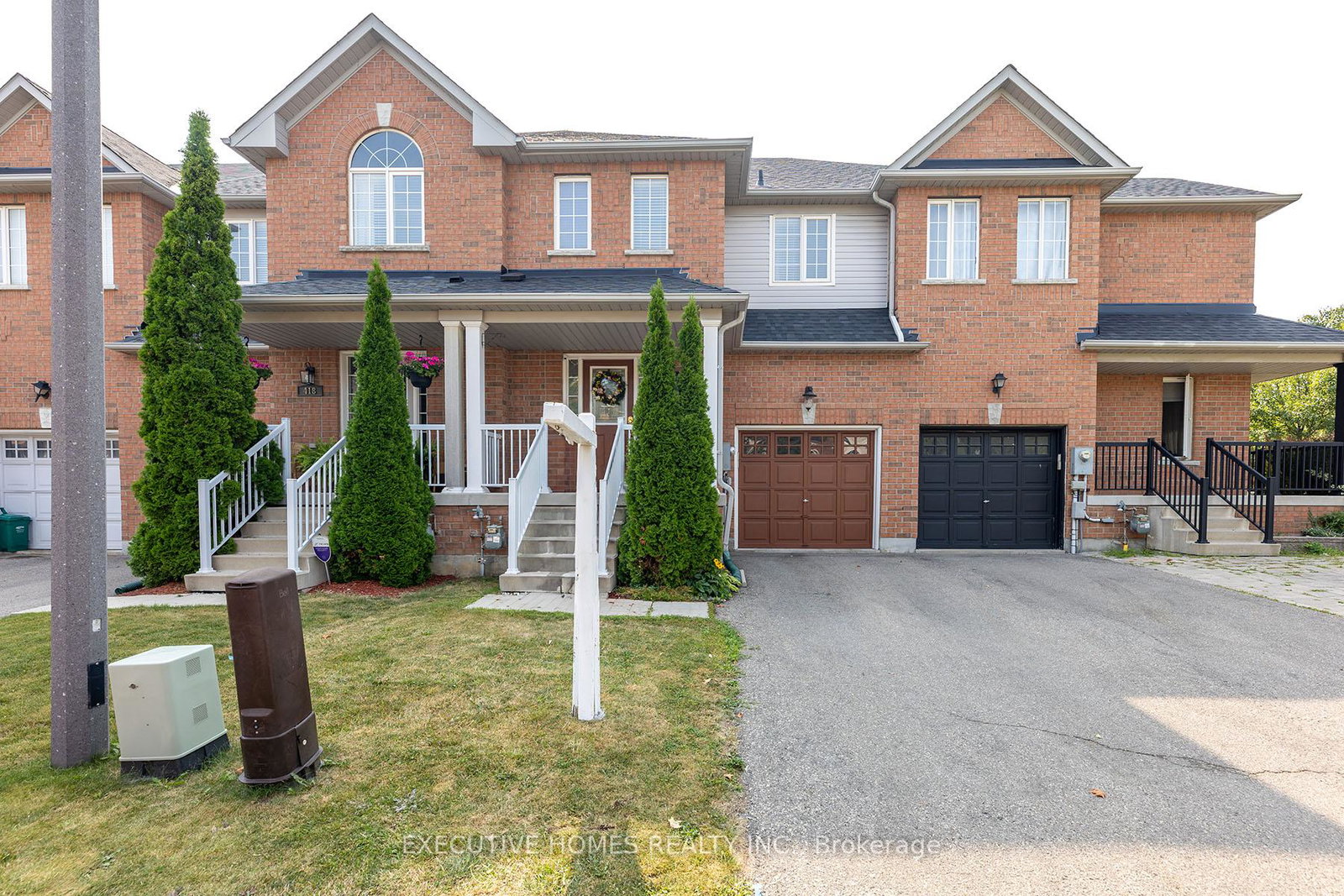 416-hobbs-crescent-milton-ontario-w12422588