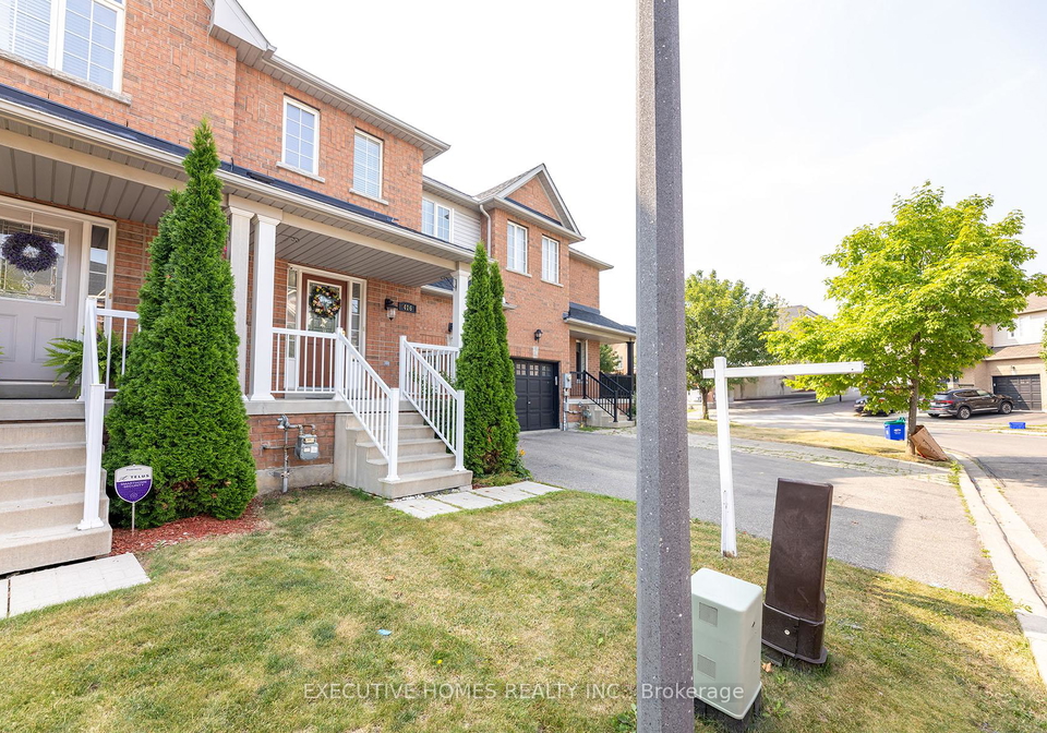 416-hobbs-crescent-milton-ontario-w12422588