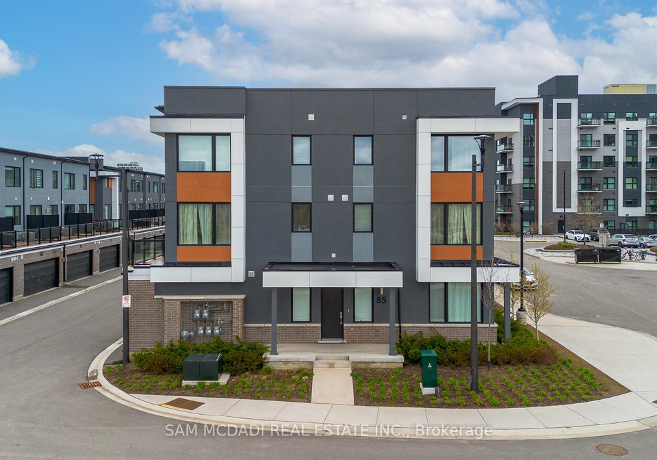 85-grovewood-common-oakville-ontario-w12422975