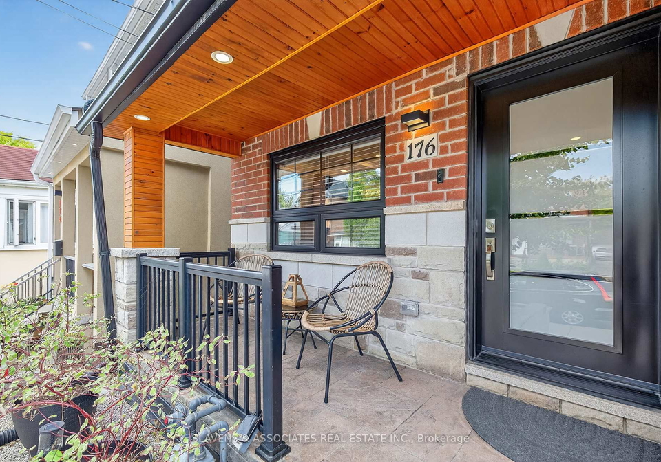 176-rosethorn-avenue-toronto-ontario-w12423102