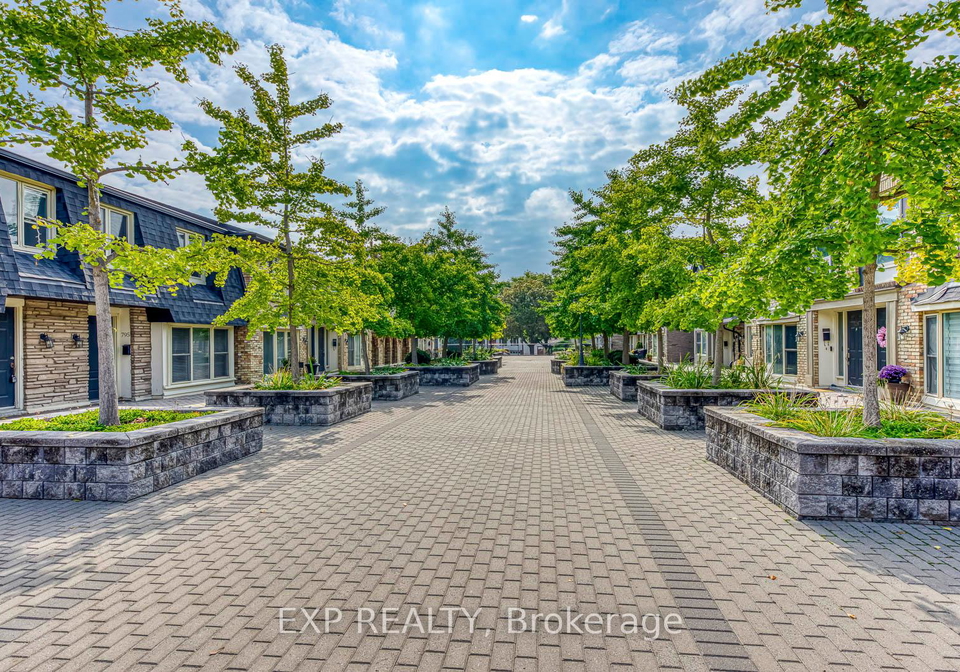 hyde-road-burlington-ontario-w12423309