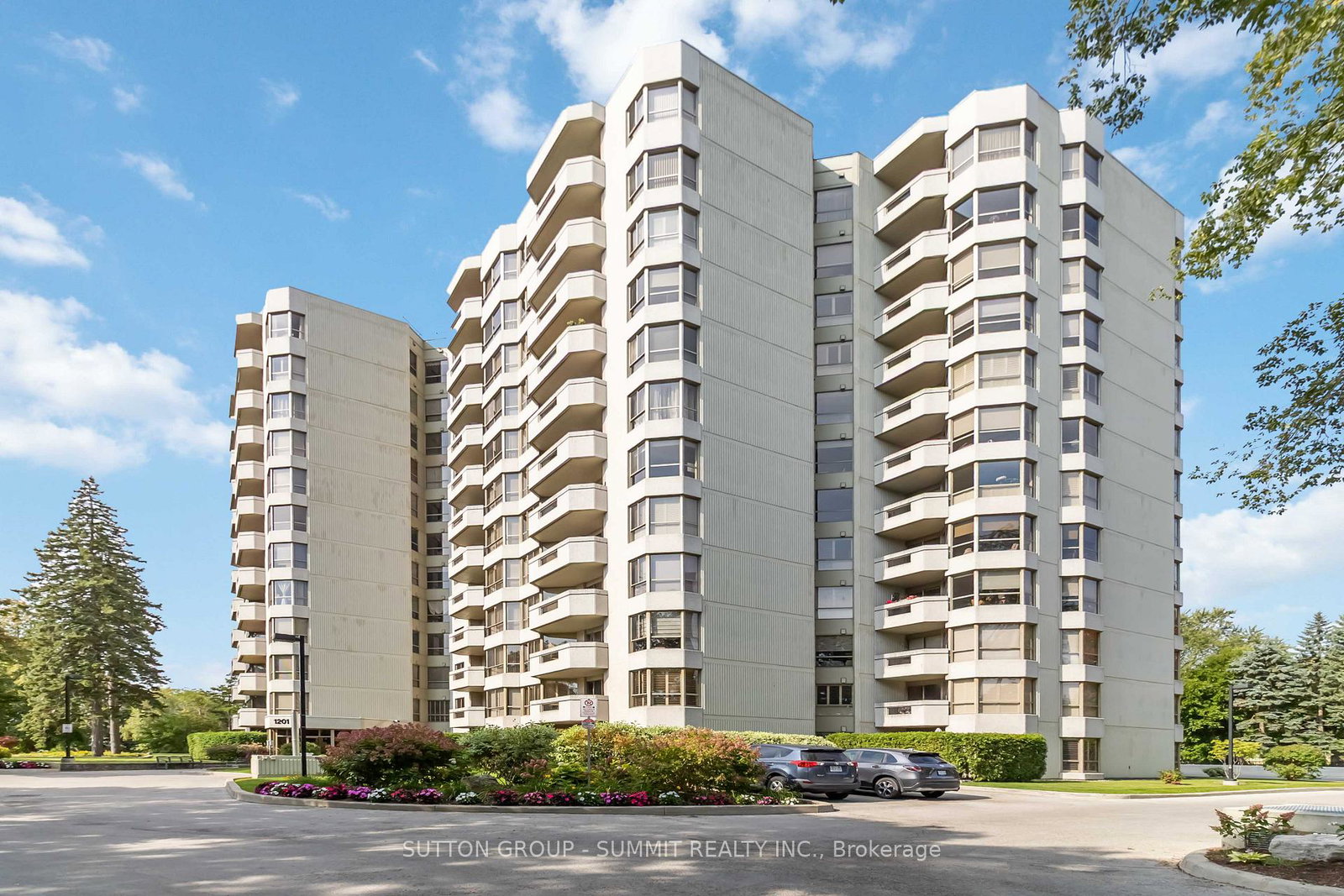 1201-north-shore-boulevard-e-burlington-ontario-w12423401