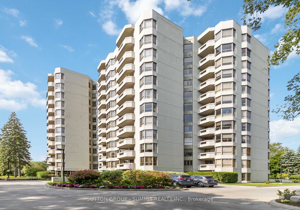 1201-north-shore-boulevard-e-burlington-ontario-w12423401