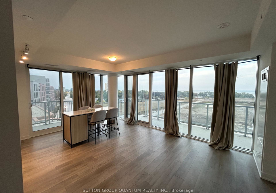 220-missinnihe-way-mississauga-ontario-w12423856