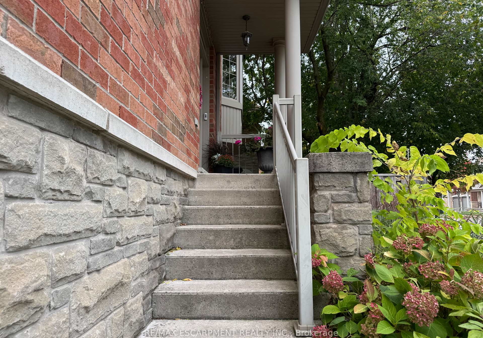 5265-dryden-avenue-burlington-ontario-w12424154