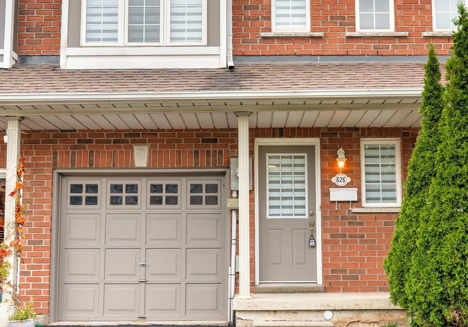 626-iris-court-burlington-ontario-w12424507