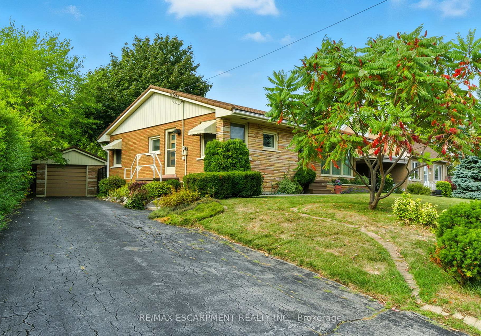 2311-mountainside-drive-burlington-ontario-w12424537