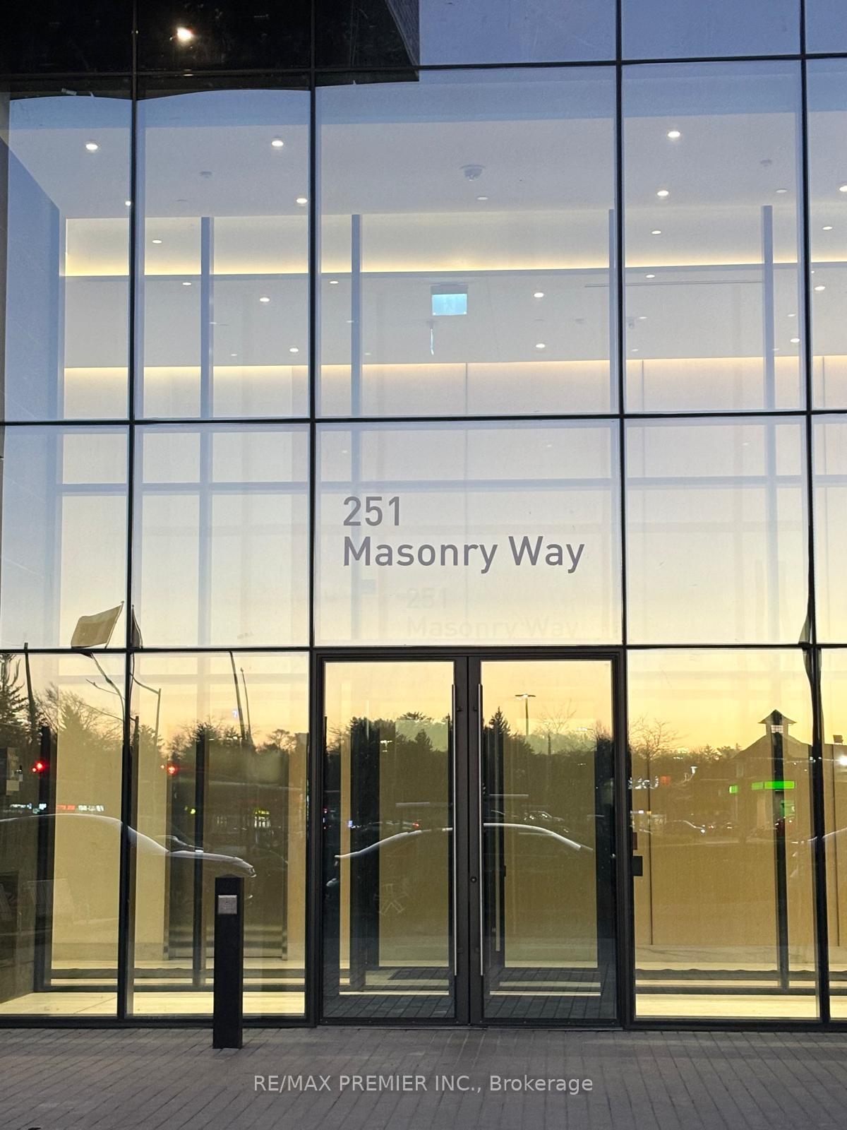 251-masonry-way-mississauga-ontario-w12424608