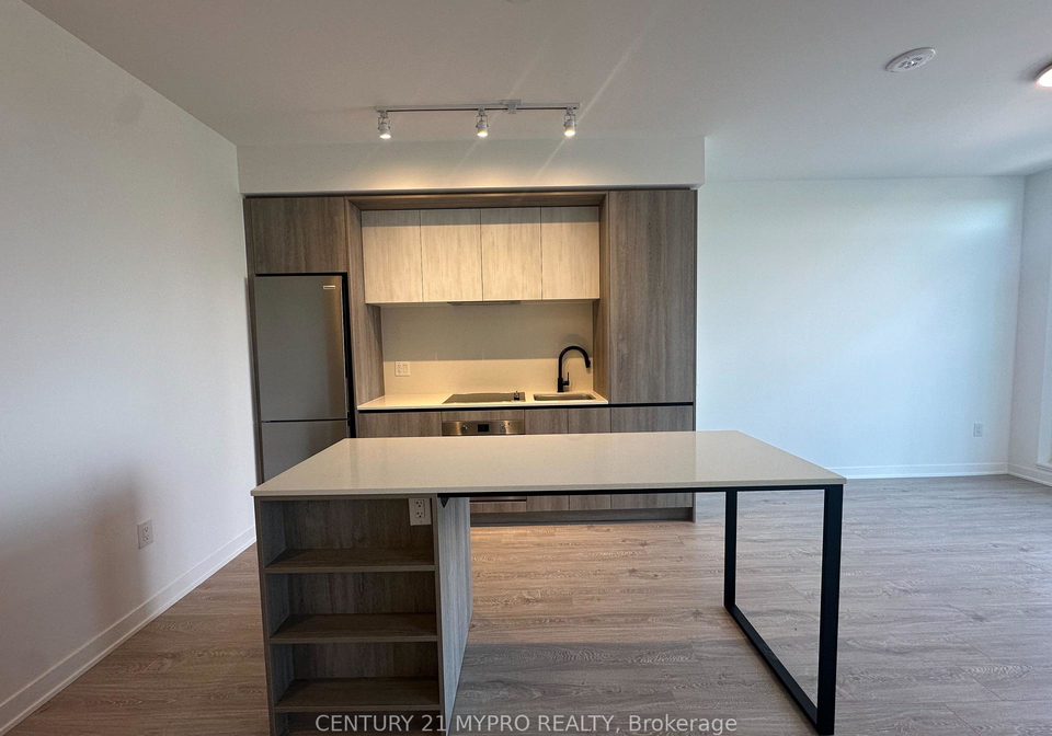 2495-eglinton-avenue-w-mississauga-ontario-w12424875