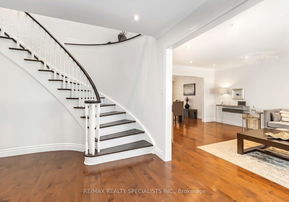 2441-nikanna-road-mississauga-ontario-w12425152