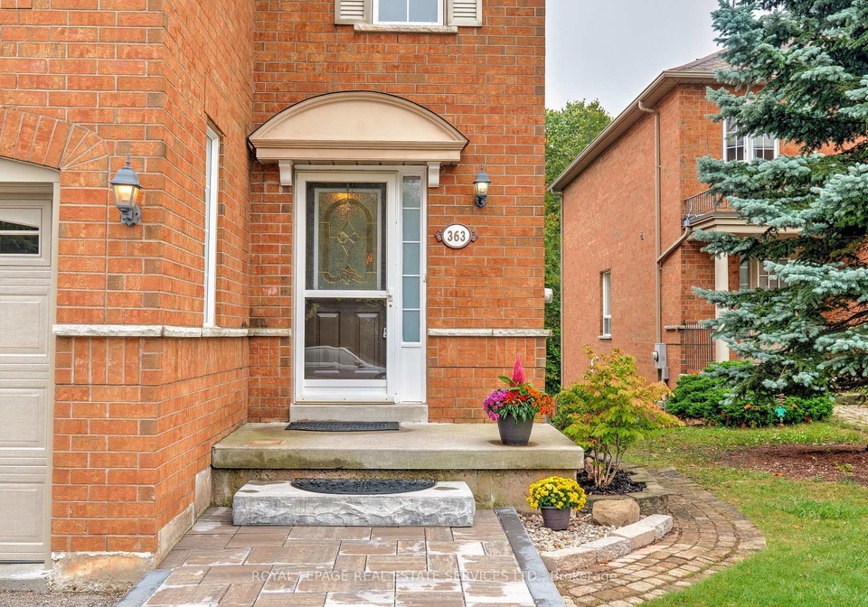 363-ravineview-way-oakville-ontario-w12425422
