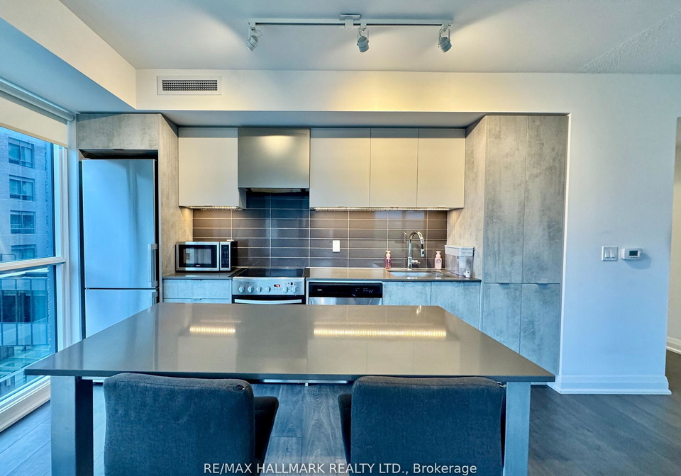 26-gibbs-road-etobicoke-ontario-w12425581