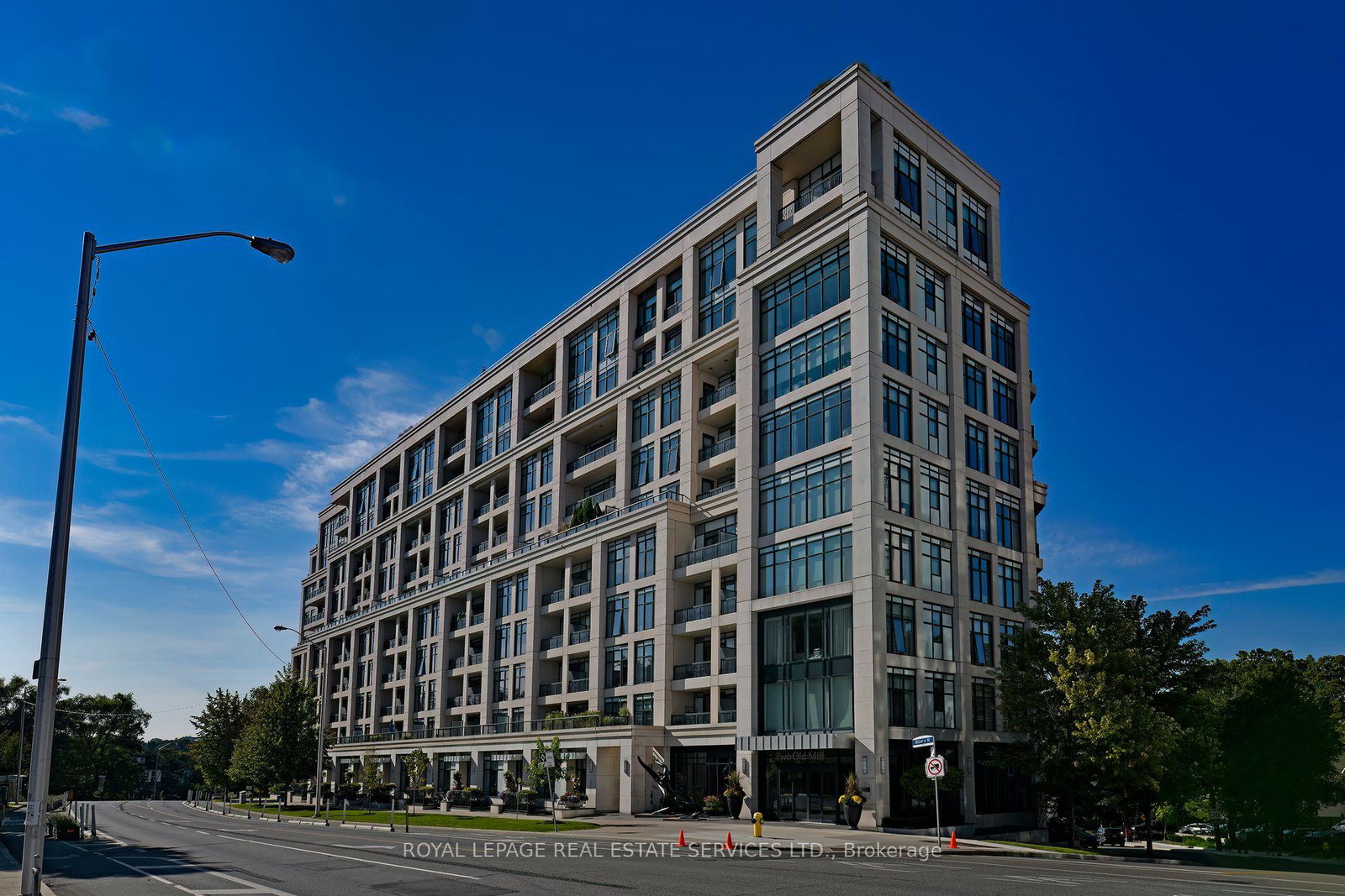 2-old-mill-drive-toronto-ontario-w12425922