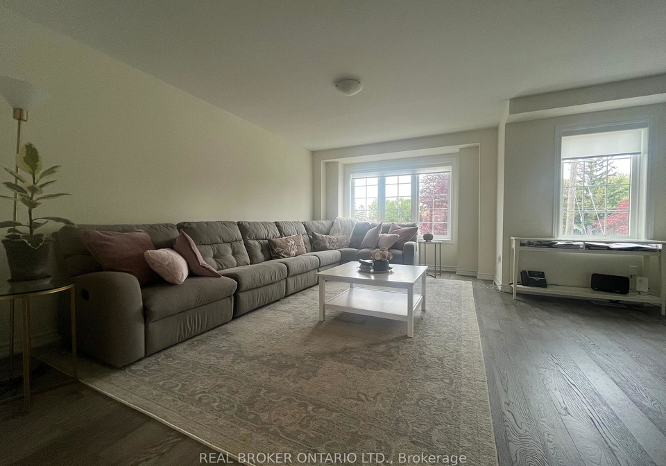 30-town-line-orangeville-ontario-w12426052