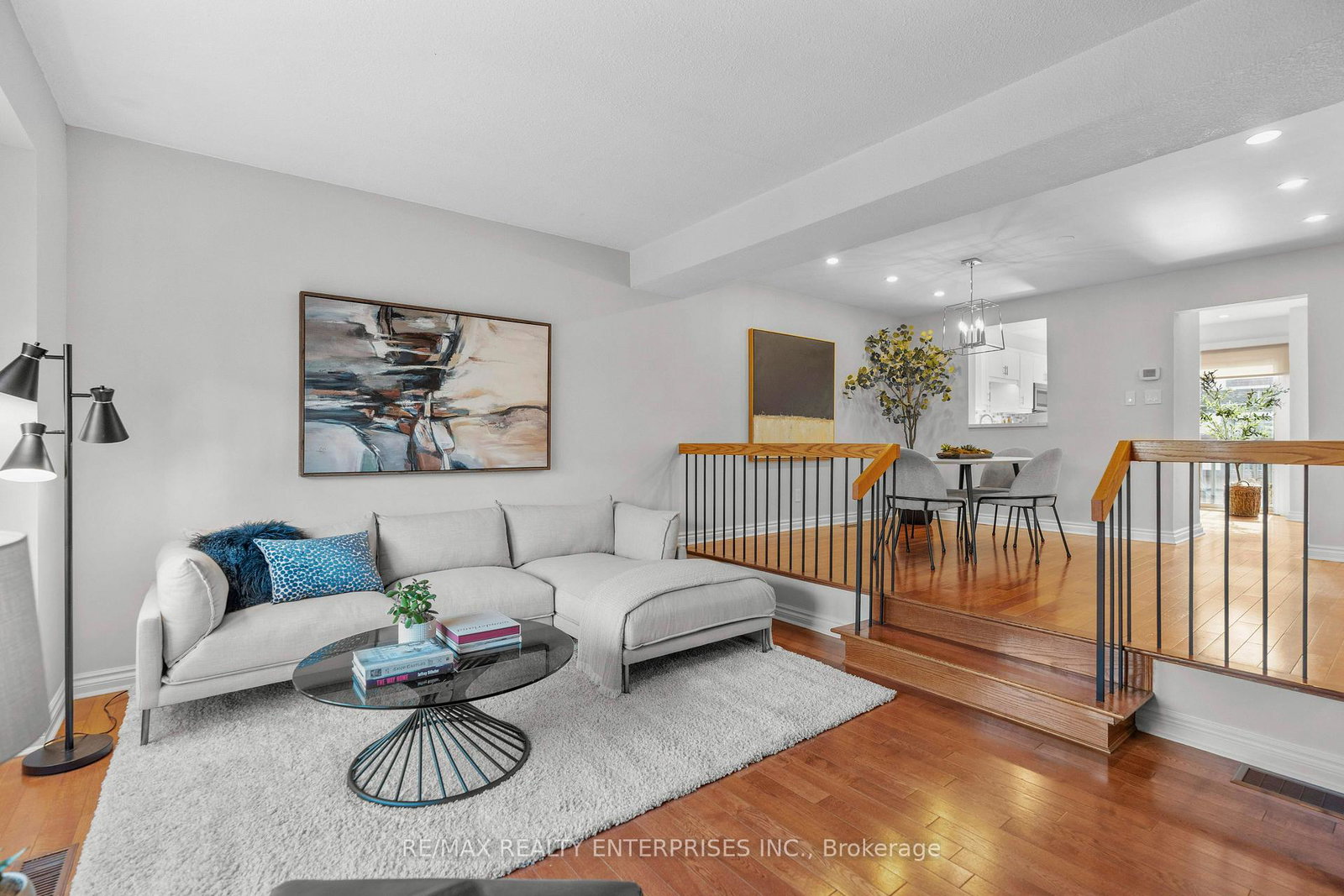 1060-walden-circle-mississauga-ontario-w12426361
