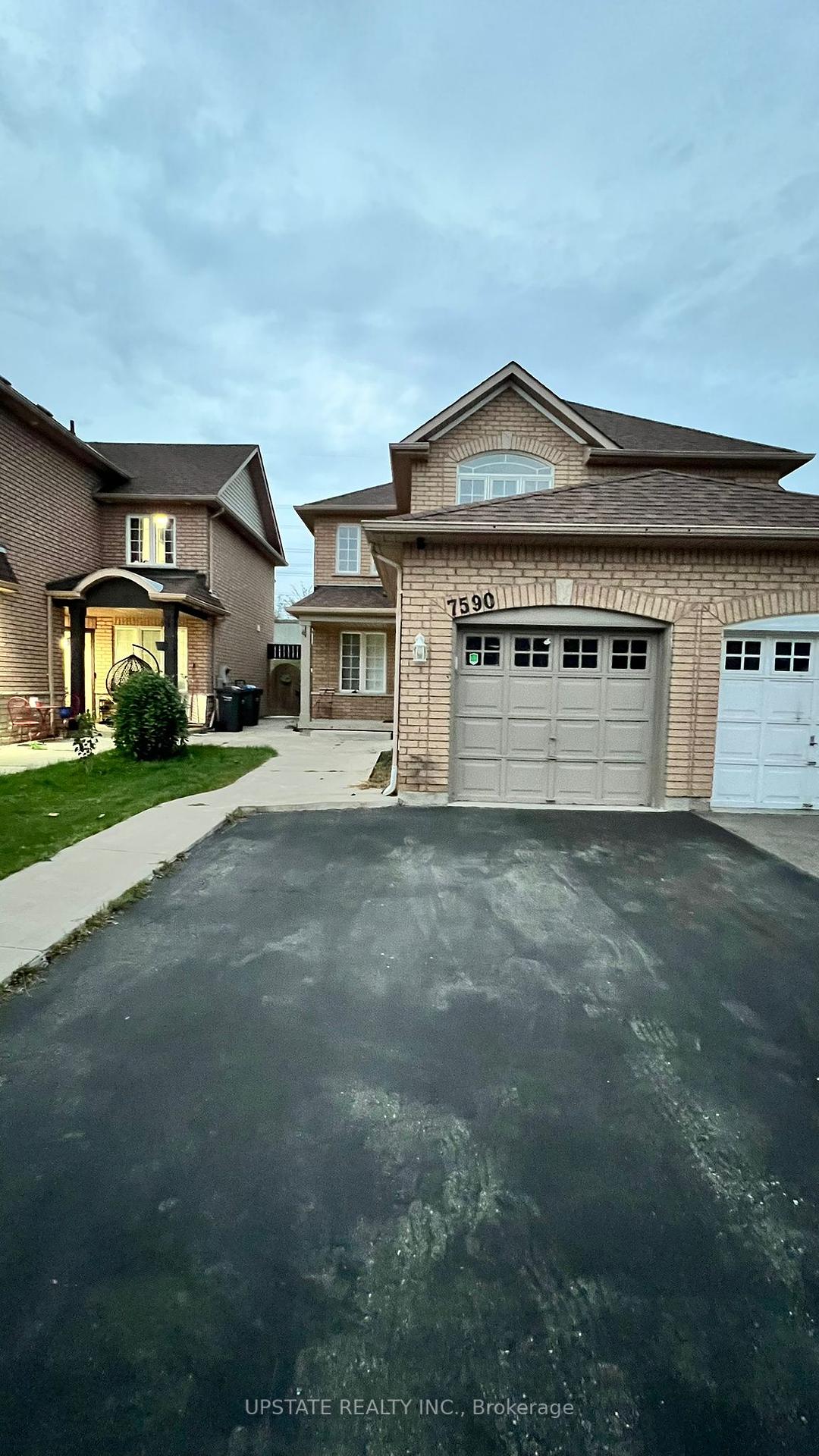 7590-black-walnut-trail-mississauga-ontario-w12426403