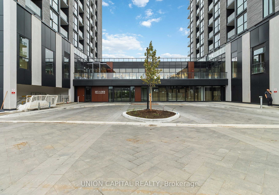 3079-trafralgar-road-oakville-ontario-w12426548