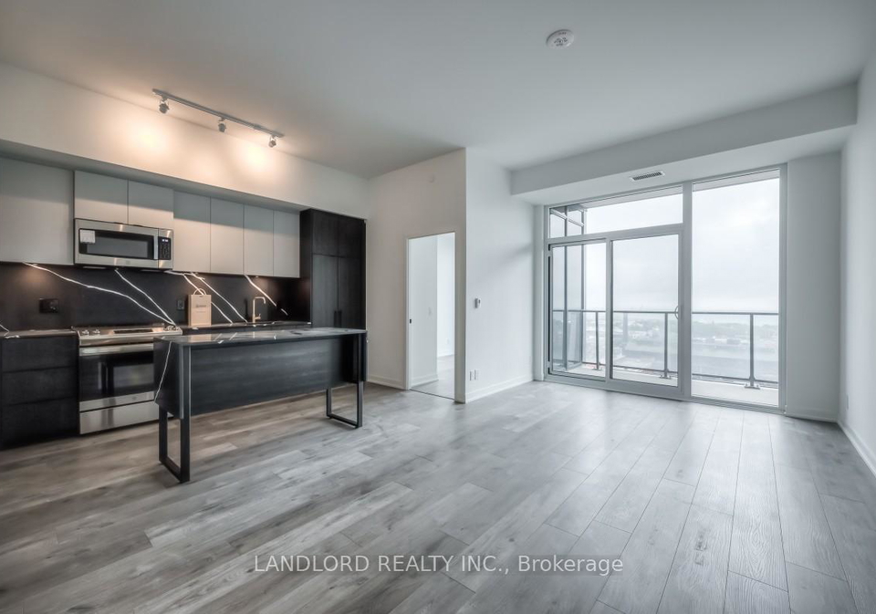 285-dufferin-street-toronto-ontario-w12426838