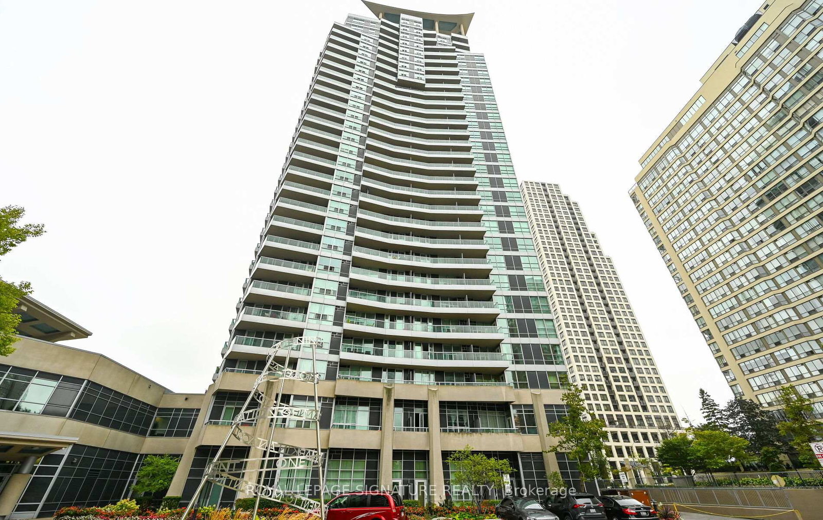 33-elm-drive-mississauga-ontario-w12426845