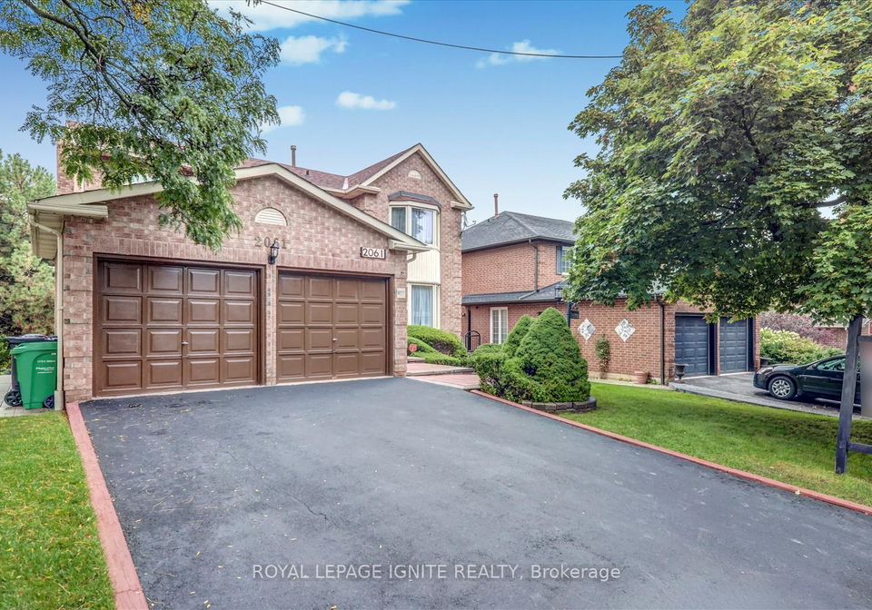 2061-folkway-drive-mississauga-ontario-w12426923