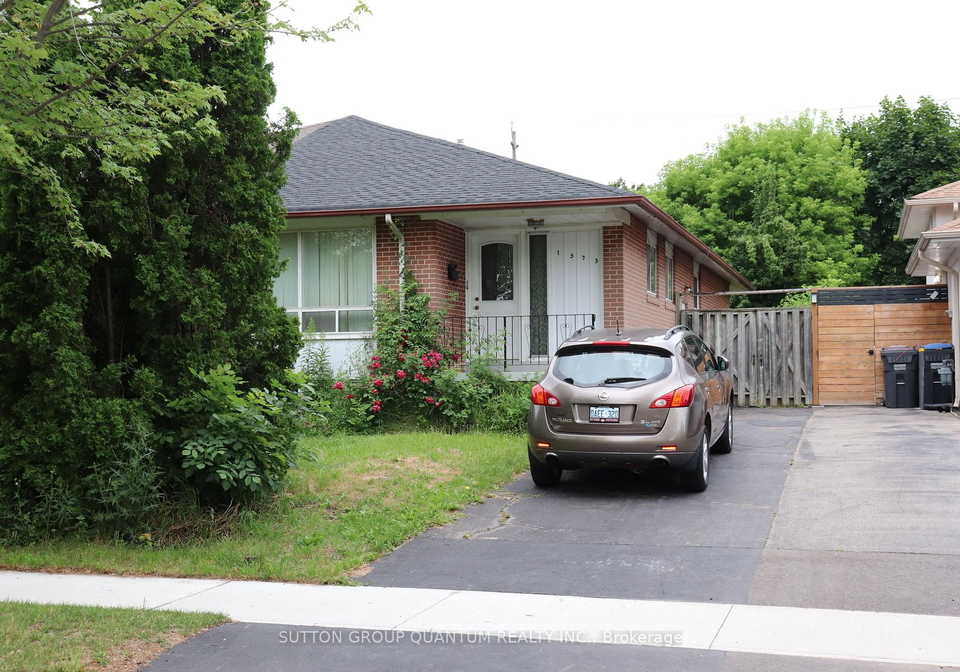 1575-sandgate-crescent-mississauga-ontario-w12427071