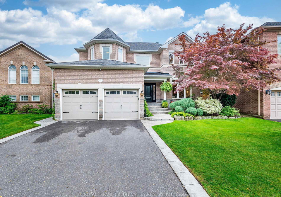 81-pinebrook-circle-caledon-ontario-w12427184