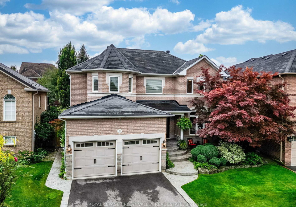 81-pinebrook-circle-caledon-ontario-w12427184