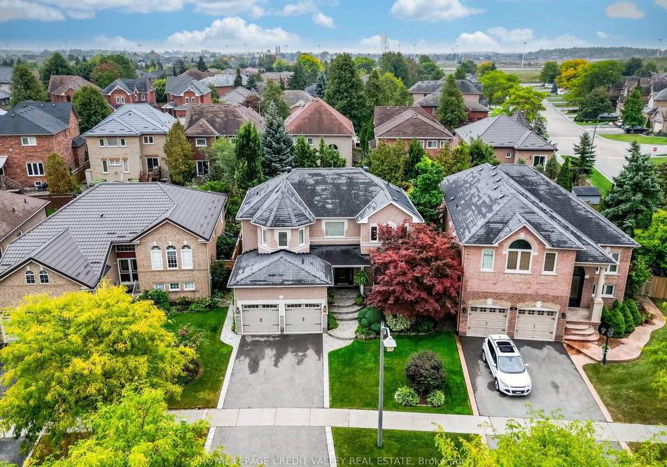 81-pinebrook-circle-caledon-ontario-w12427184