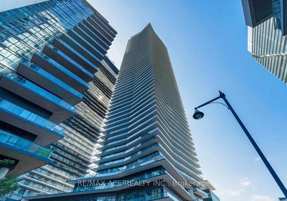 38-annie-craig-drive-etobicoke-ontario-w12427266