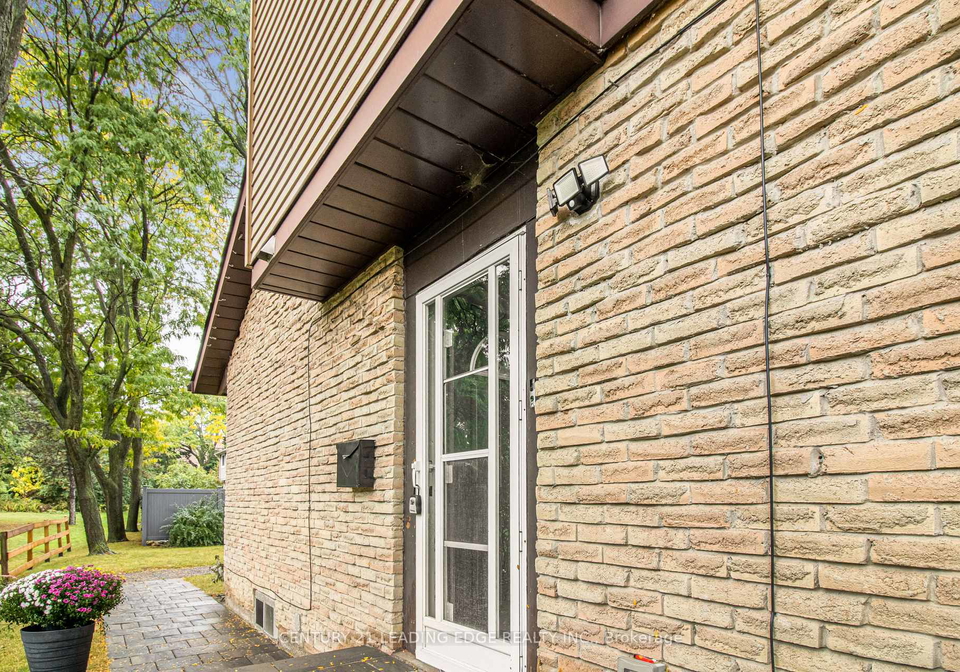 120-falconer-drive-mississauga-ontario-w12427506