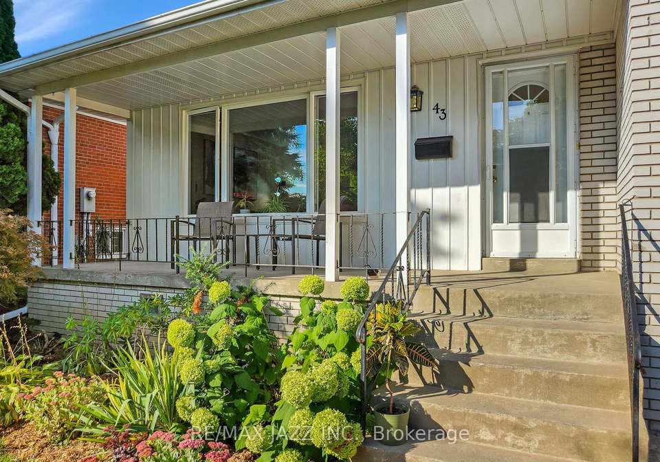 43-kingsborough-crescent-etobicoke-ontario-w12427699
