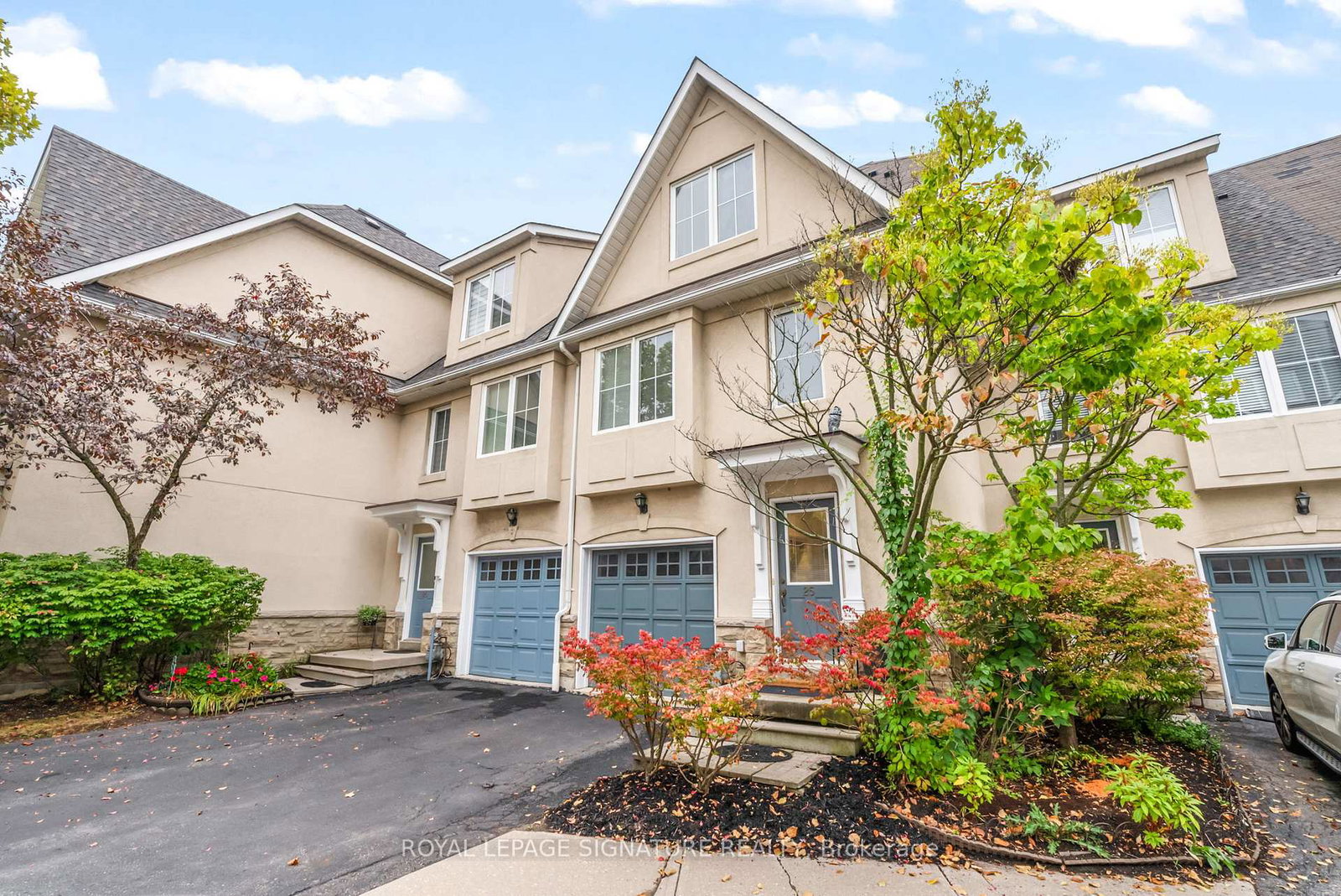 800-dundas-street-w-mississauga-ontario-w12427738
