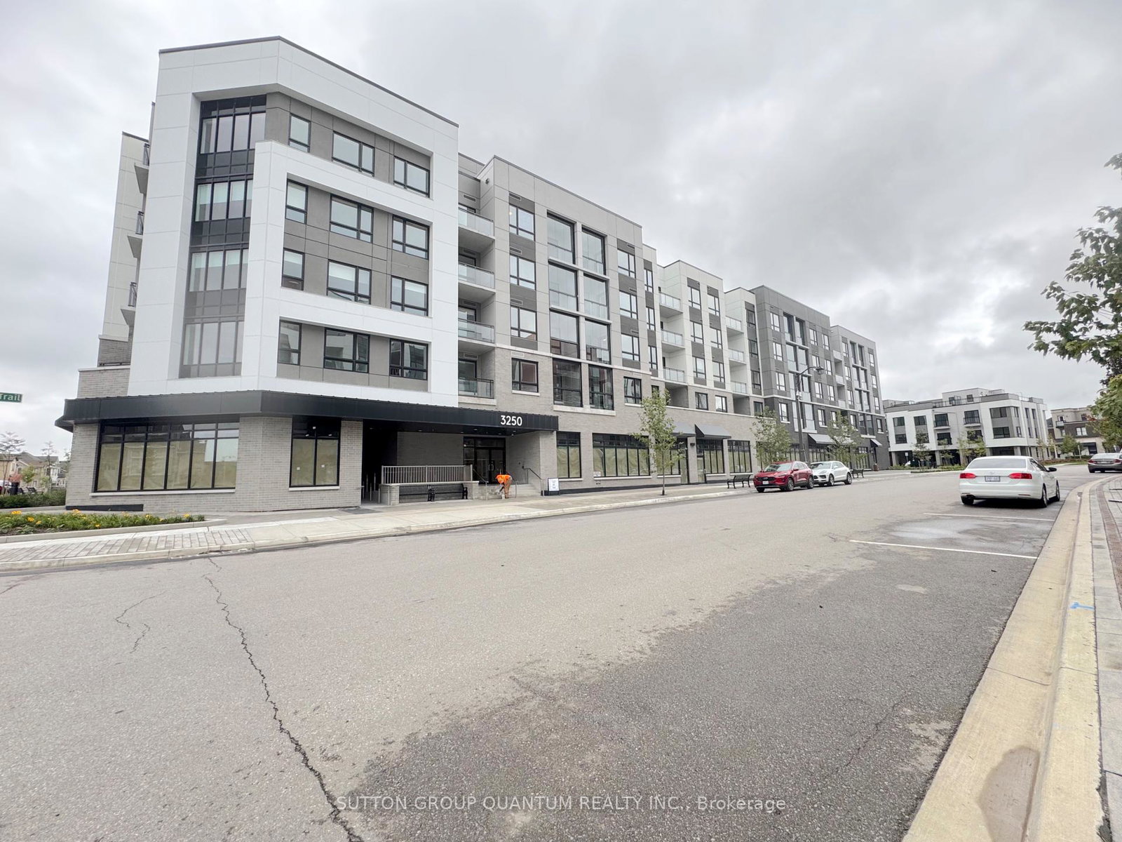 3250-carding-mill-trail-oakville-ontario-w12427782