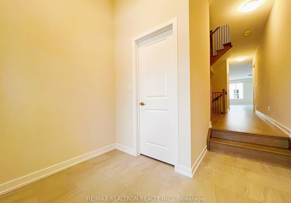 1175-dartmouth-crescent-oakville-ontario-w12427885