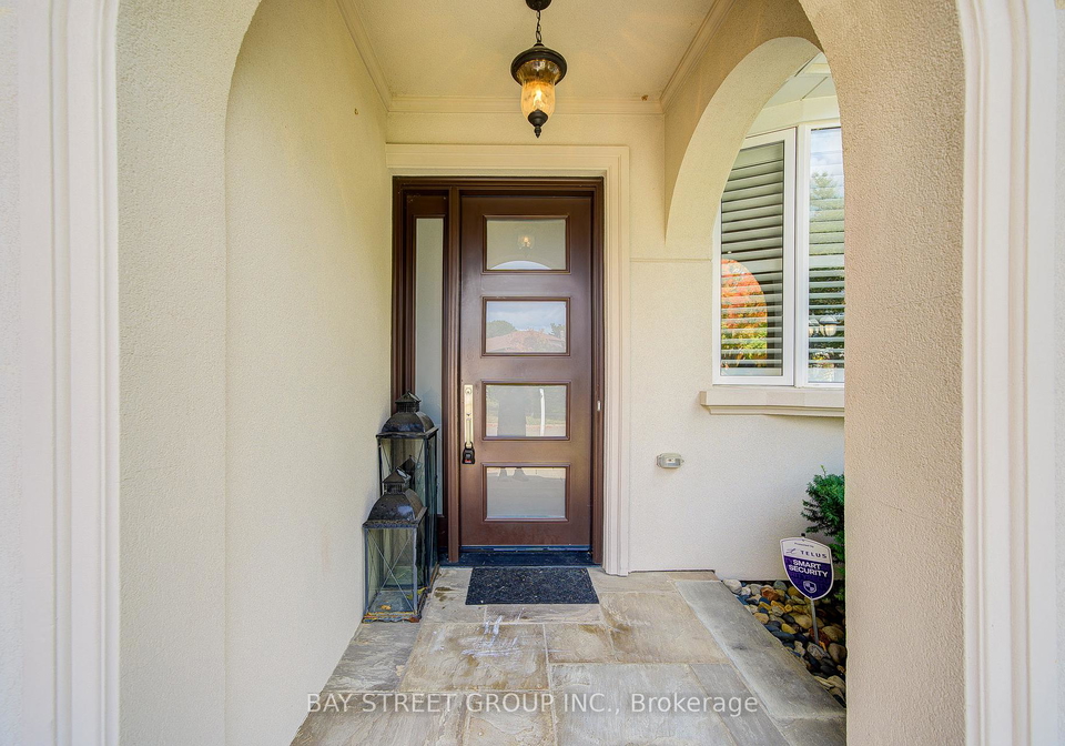 500-tipperton-crescent-oakville-ontario-w12427894
