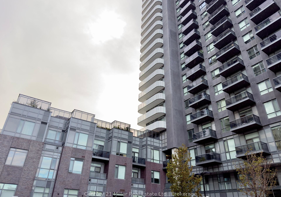 8-nahani-way-mississauga-ontario-w12427925