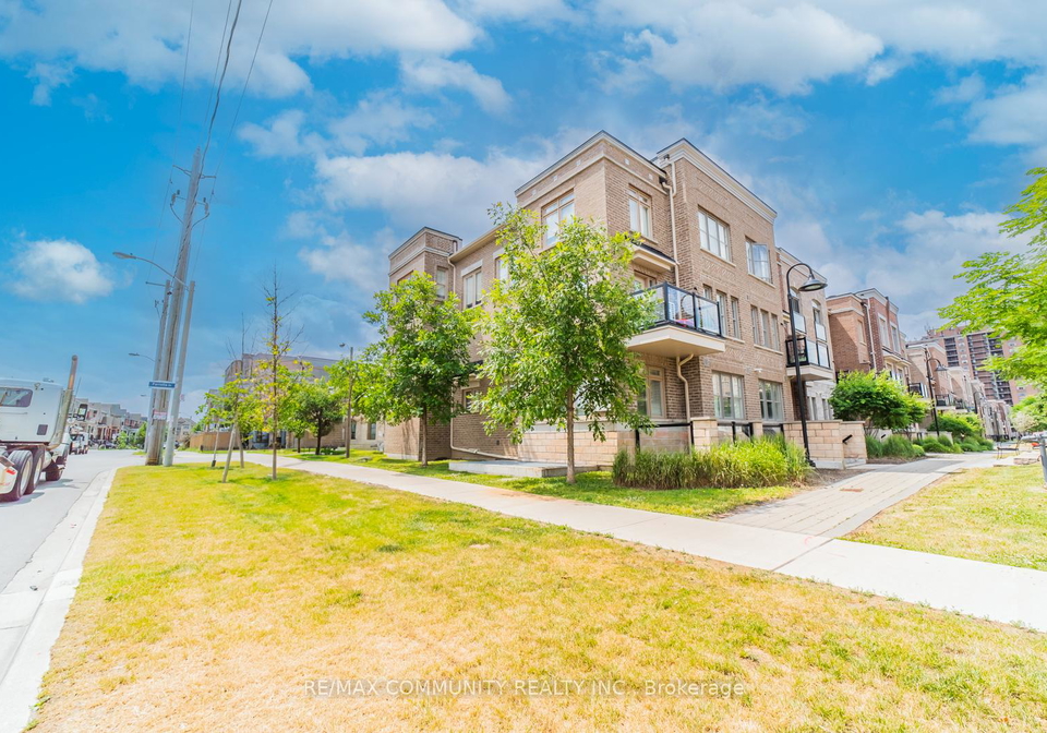 100-parrotta-drive-york-ontario-w12427945