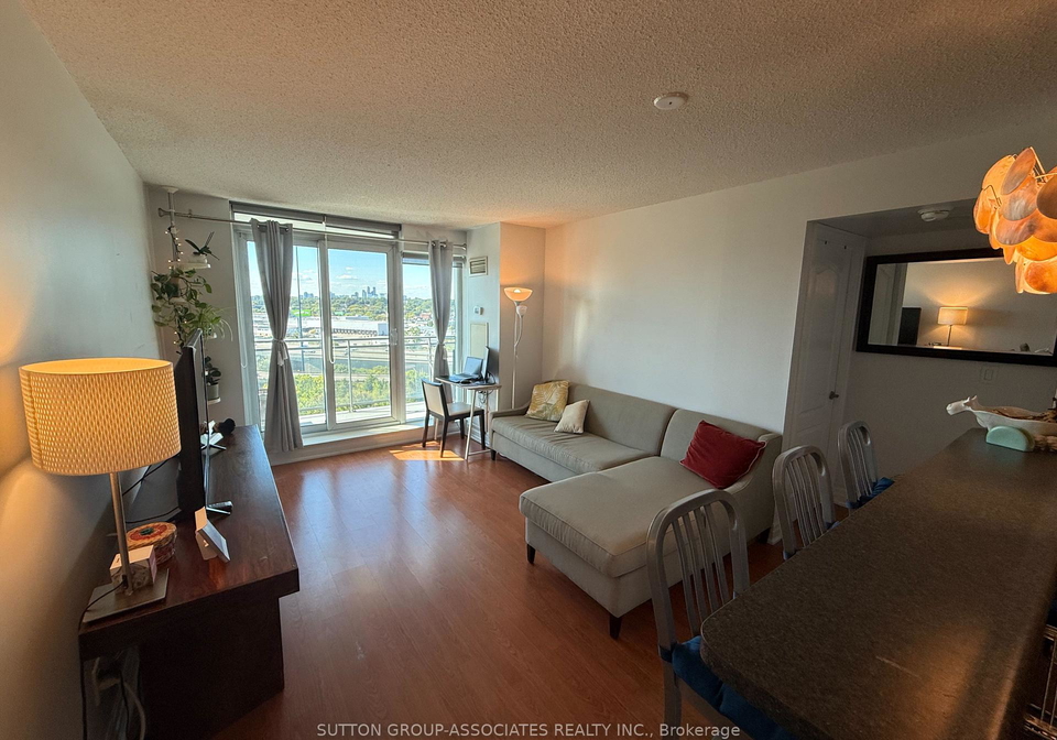 2121-lake-shore-boulevard-w-etobicoke-ontario-w12427998