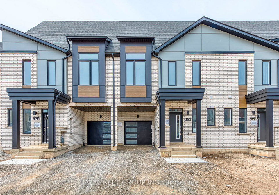 3226-crystal-drive-oakville-ontario-w12428025