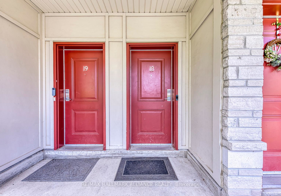 140-long-branch-avenue-etobicoke-ontario-w12428032