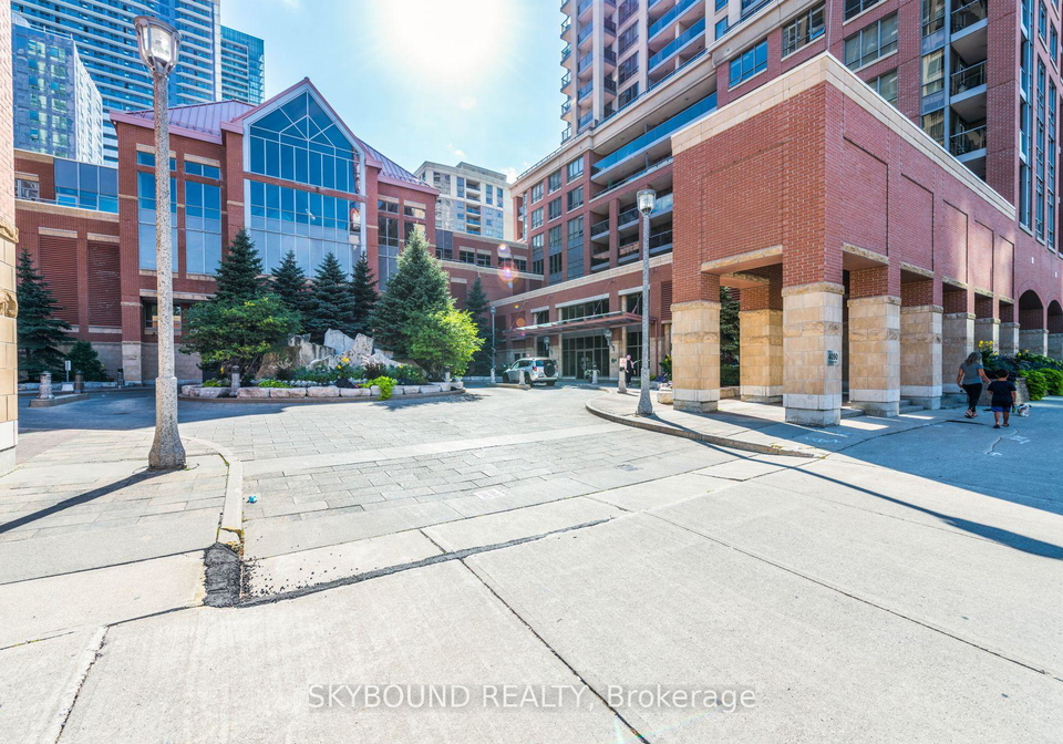 4090-living-arts-drive-mississauga-ontario-w12428056