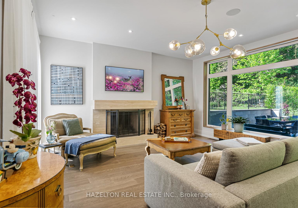 35-worthington-crescent-toronto-ontario-w12428121
