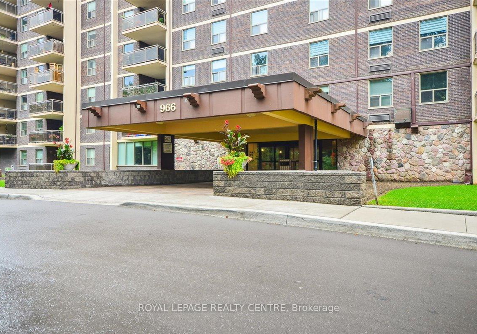 966-inverhouse-drive-mississauga-ontario-w12428399