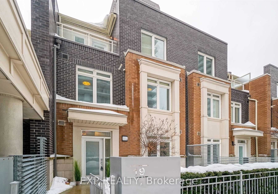 370-square-one-drive-n-mississauga-ontario-w12428498