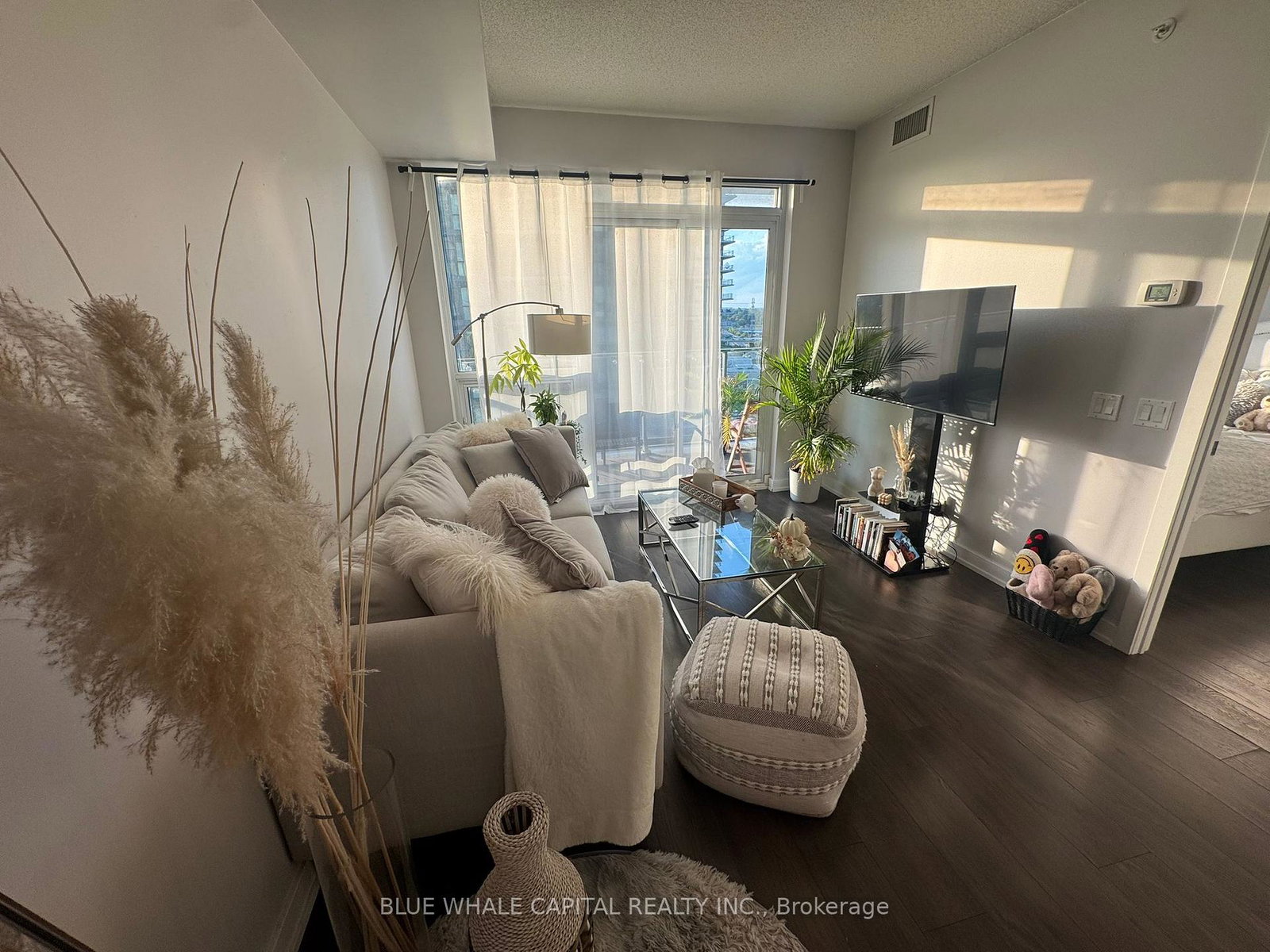 2212-lakeshore-boulevard-w-etobicoke-ontario-w12428590