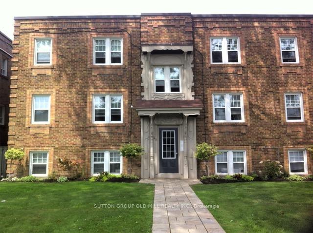48-emerald-crescent-etobicoke-ontario-w12428741